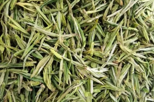 福鼎白茶贵不贵，价格从几百到几千元不等